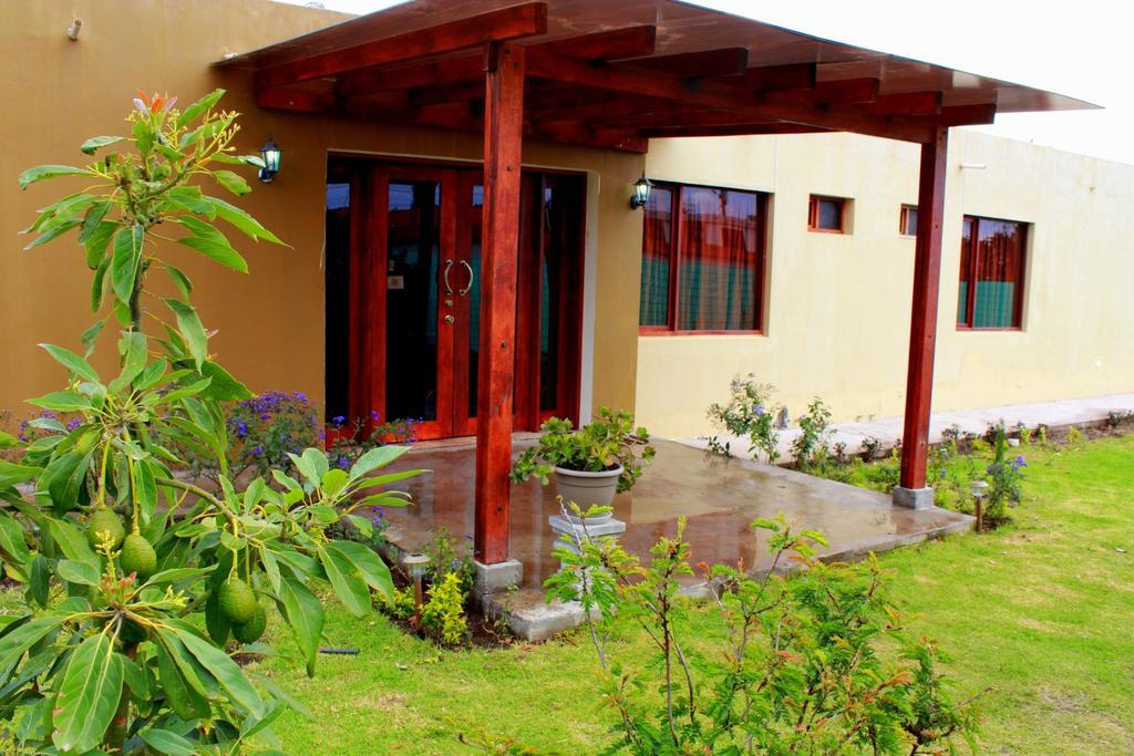 Hotel Las Mercedes Airport-Quito Табабела Экстерьер фото