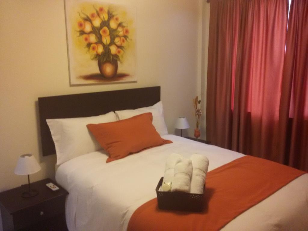 Hotel Las Mercedes Airport-Quito Табабела Номер фото