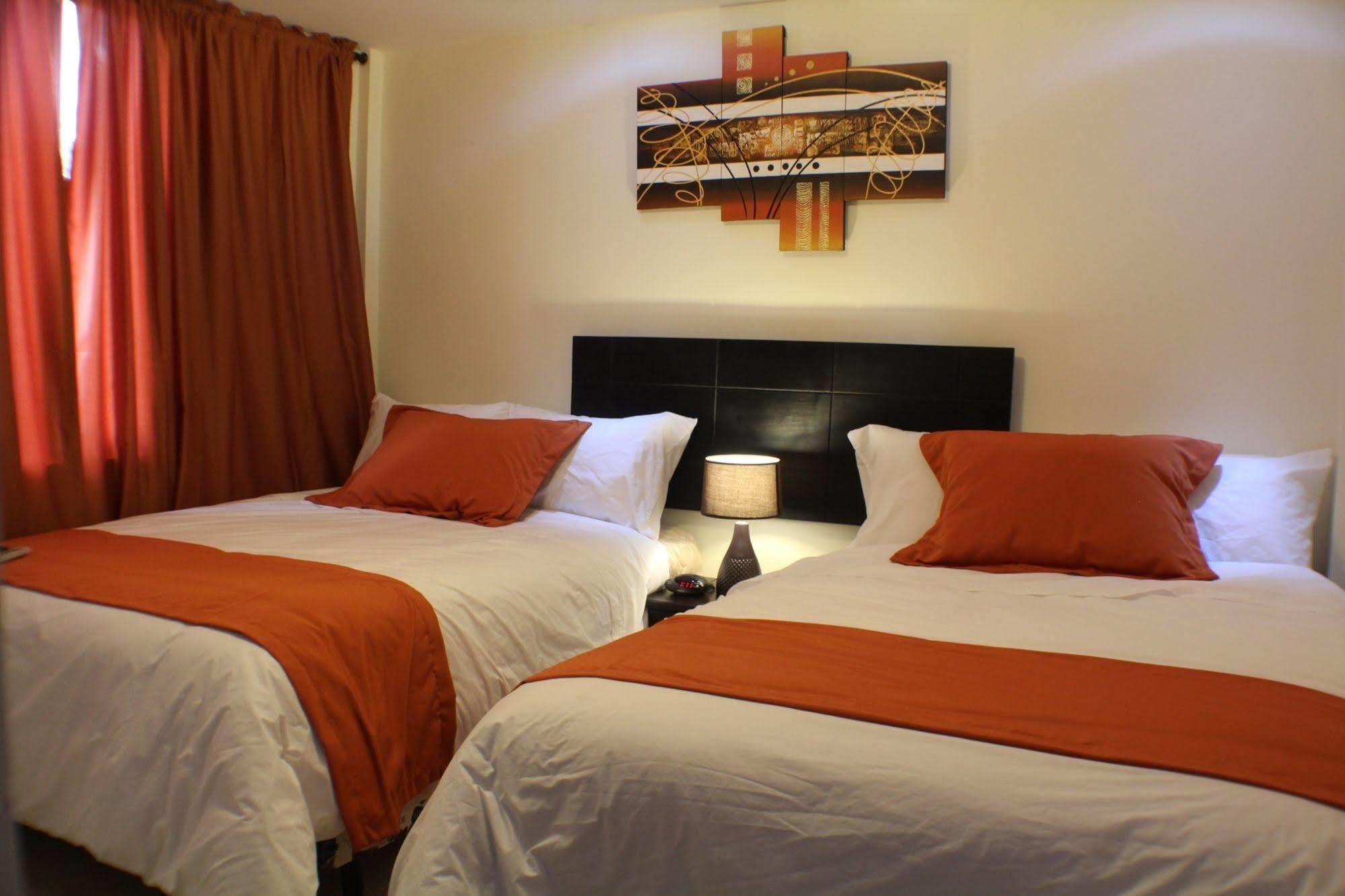 Hotel Las Mercedes Airport-Quito Табабела Экстерьер фото