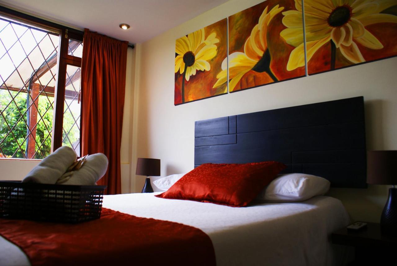 Hotel Las Mercedes Airport-Quito Табабела Экстерьер фото